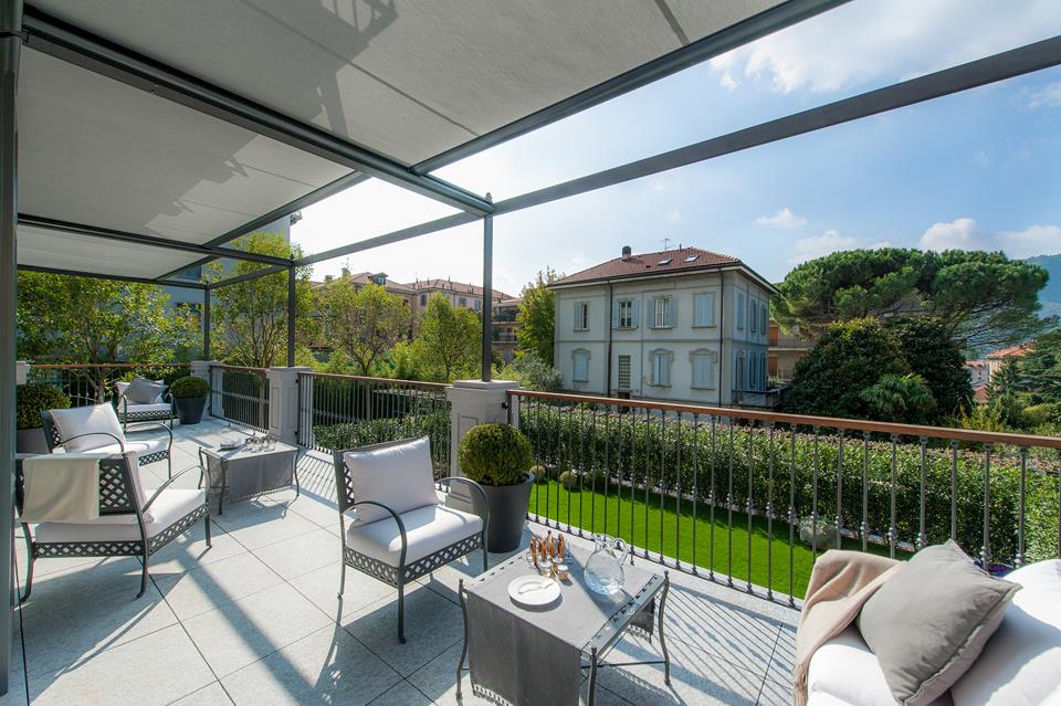 New penthouse with terrace in Como