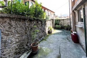 Grande casa a Magreglio in centro paese