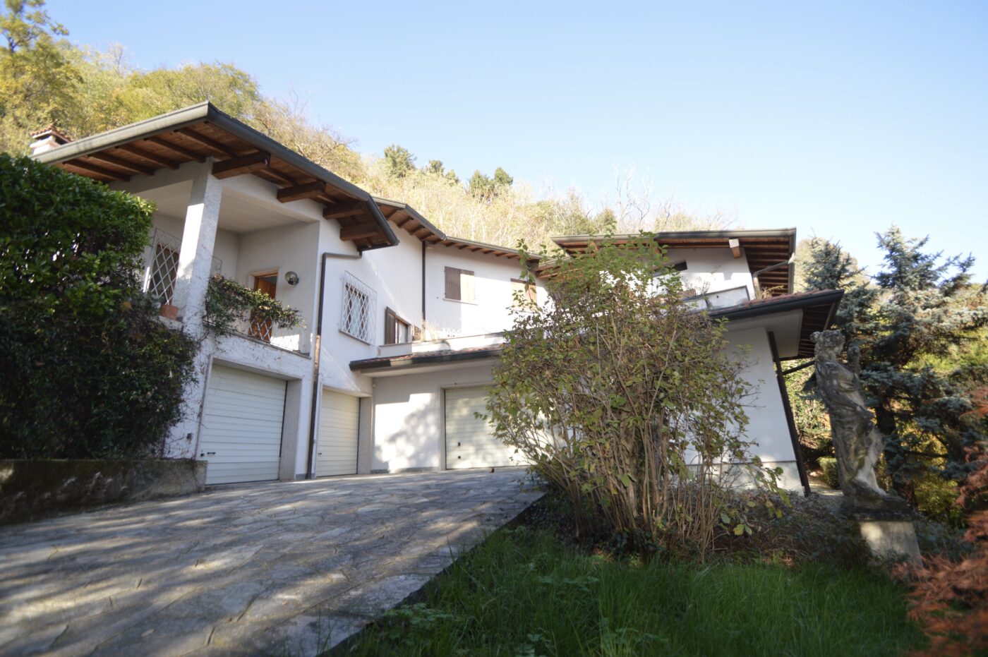 Villa con parco a Erba