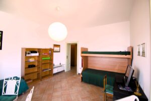 Palazzo con otto appartamenti a Magreglio
