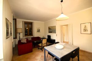 Palazzo con otto appartamenti a Magreglio