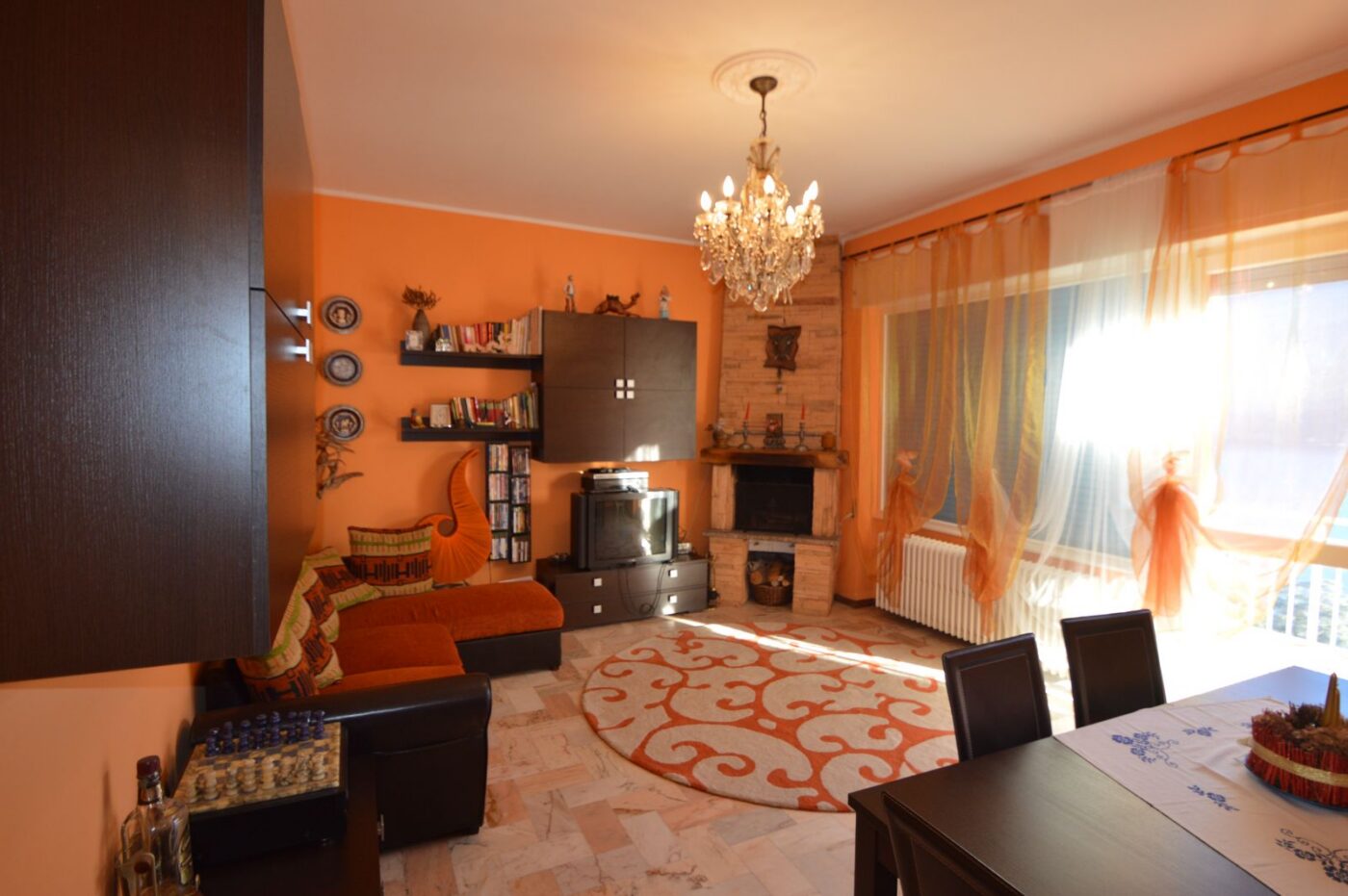 Limonta, apartment with terrace and magnificent lake view