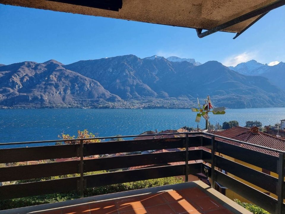 Limonta, esclusiva villa con vista lago