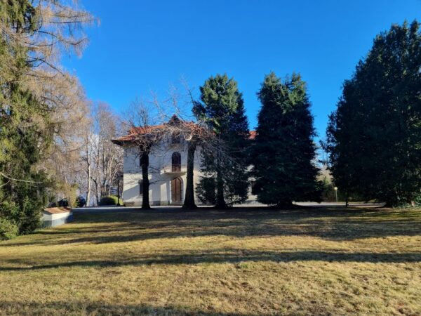 Bellagio, appartamento immerso nel verde