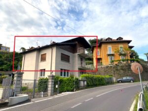 Bellagio, spacious apartment with private garden and two parking spaces