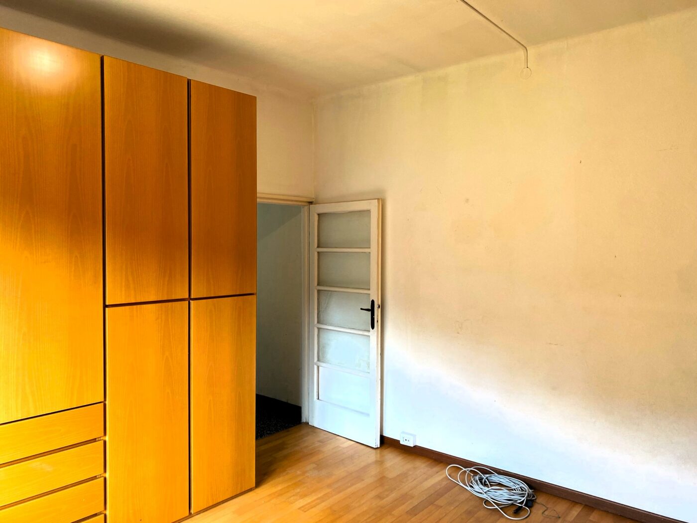 Bellagio, spacious apartment with private garden and two parking spaces