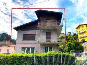 Bellagio, spacious apartment with private garden and two parking spaces