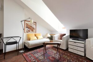 Elegant Lake-View Apartment in Villa Carla, Limonta