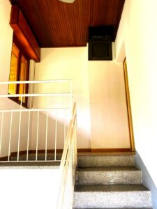 Bellagio, spacious apartment with private garden and two parking spaces