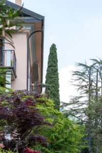 Elegant Lake-View Apartment in Villa Carla, Limonta