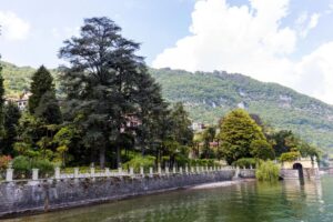 Elegant Lake-View Apartment in Villa Carla, Limonta