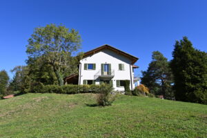 A Bellagio, prestigiosa casa di campagna